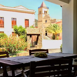  Apartment Vacanze La Pavoncella Italien